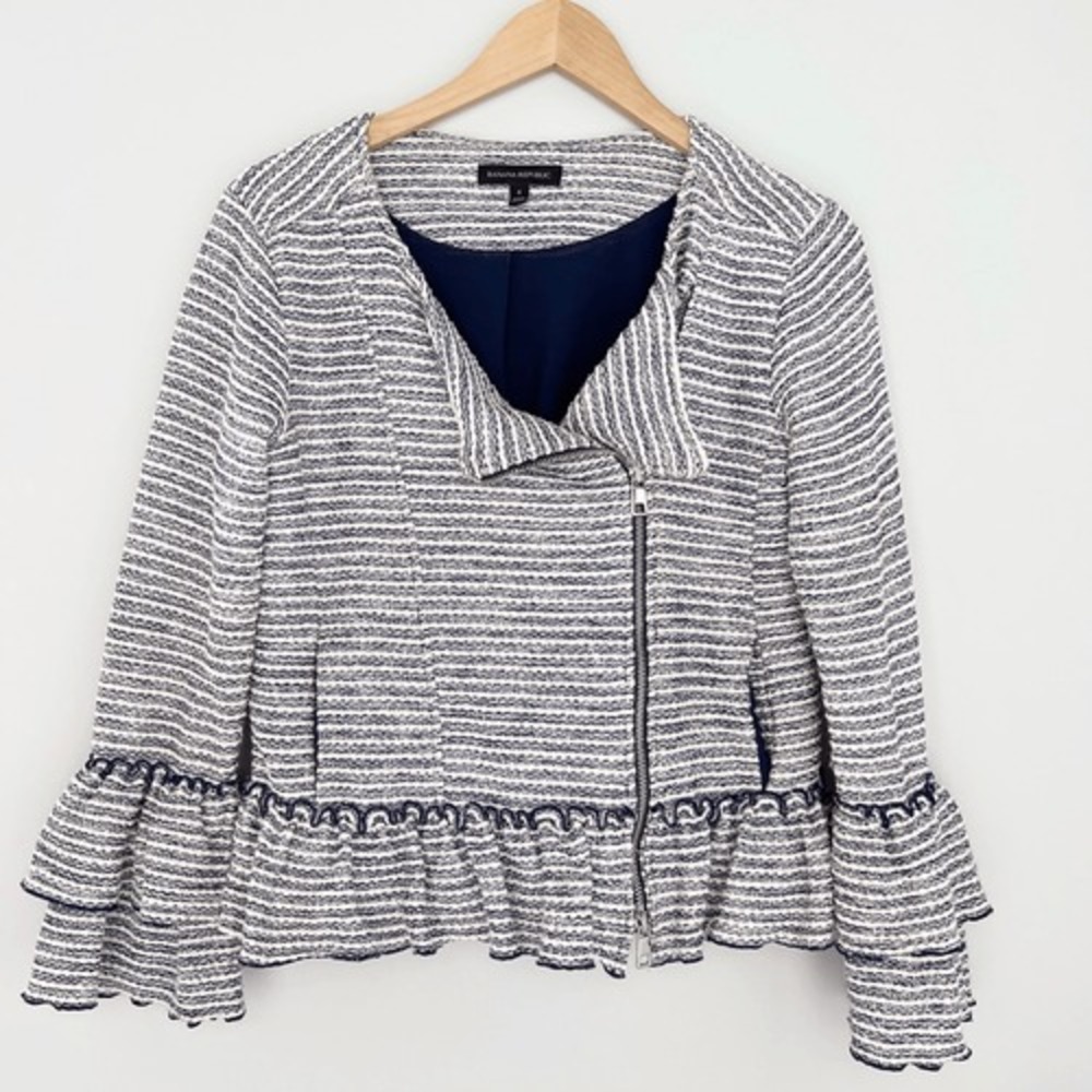 Banana Republic Blue White Boucle Jacket Size 4 Business Casual‎ Ruffled Preppy